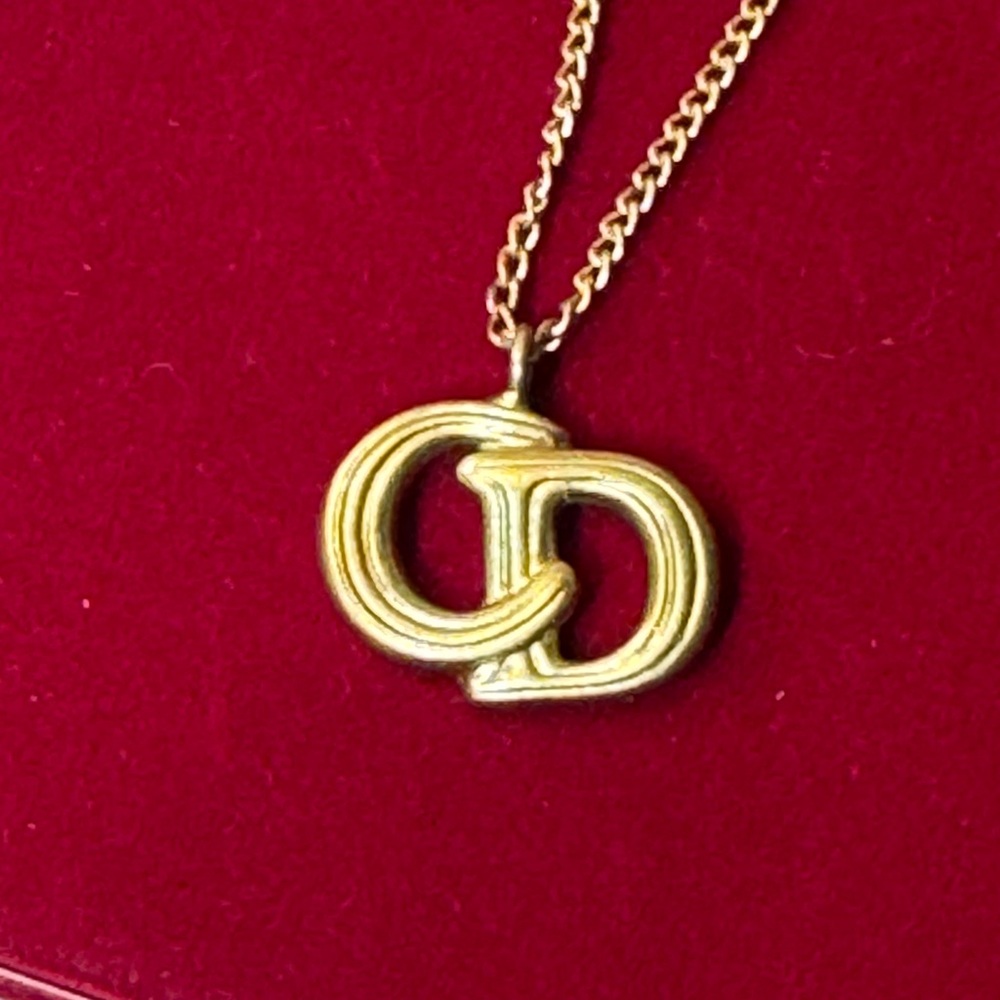 Designer Gold Initial Pendant Necklace - Picture 12 of 13
